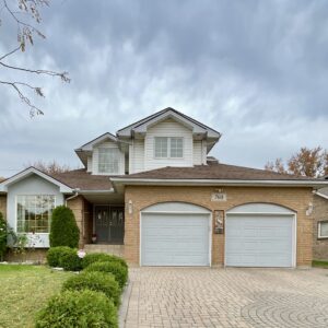 760 Radisson Court W., Windor ON