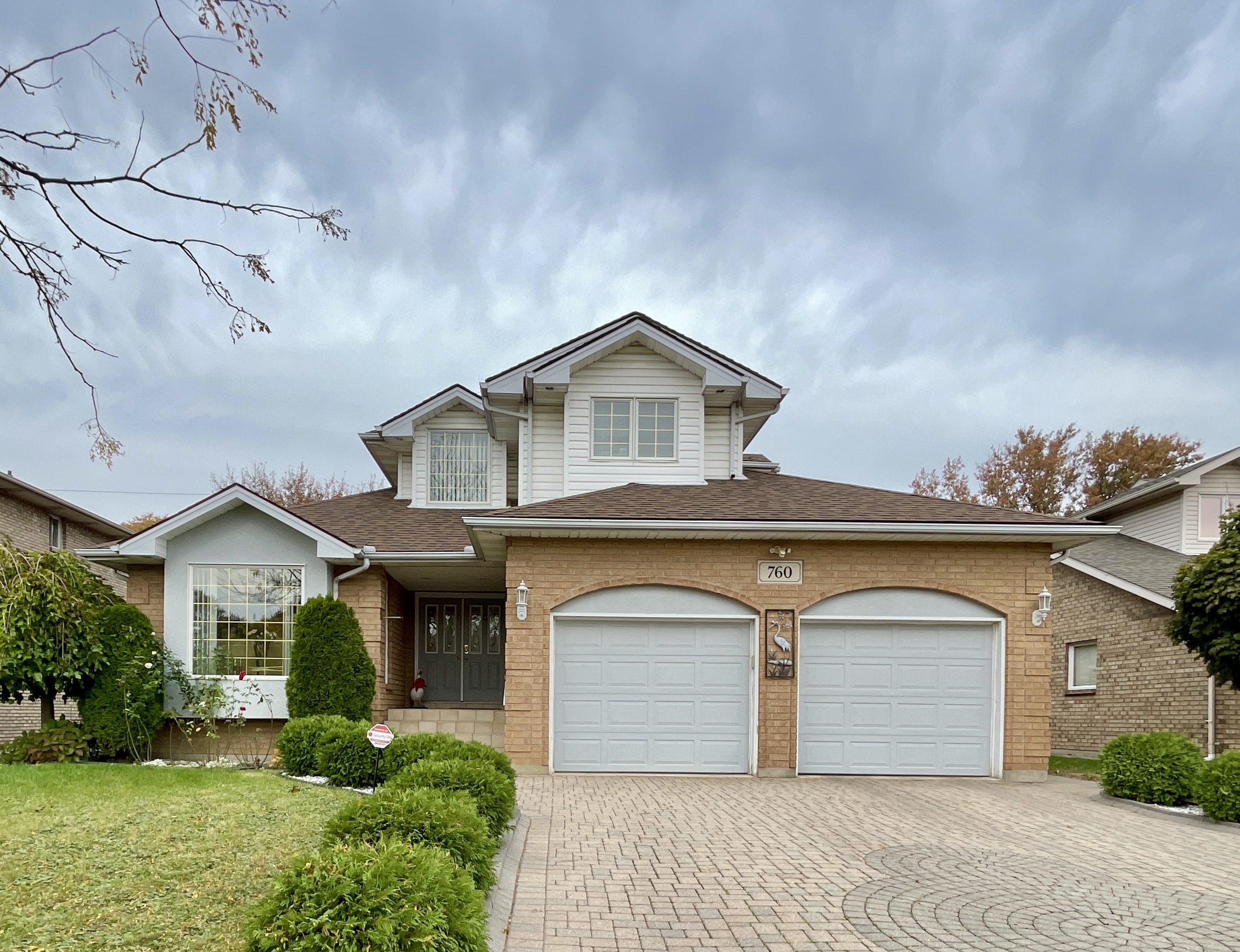 760 Radisson Court W., Windor ON