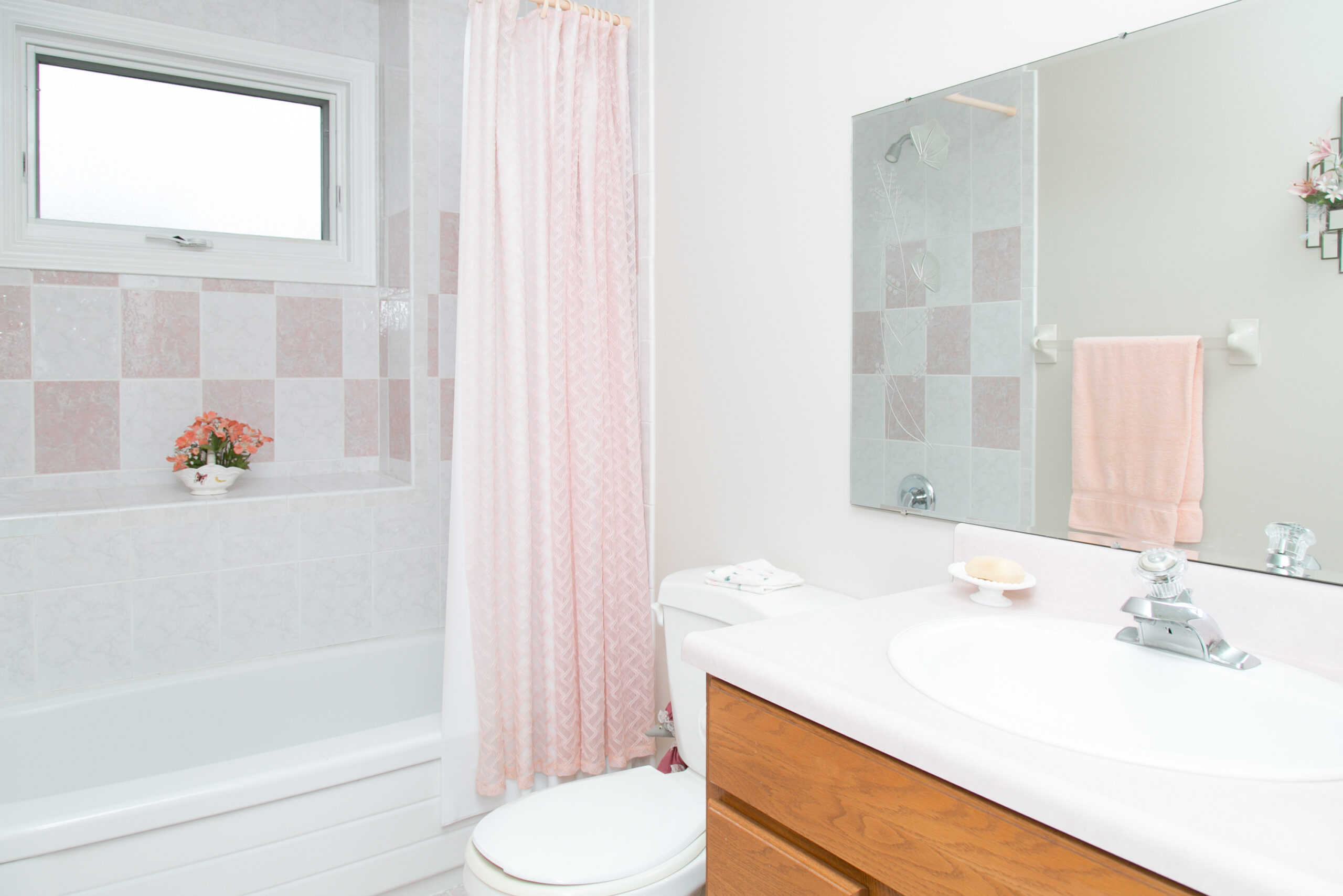 760 Radisson Court W., Windor ON - Image 2